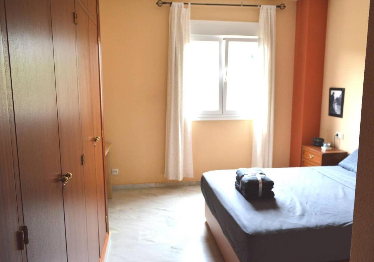 Junto A Fibes, Amplio, Luminoso, Con Piscina Y Parking Appartement *